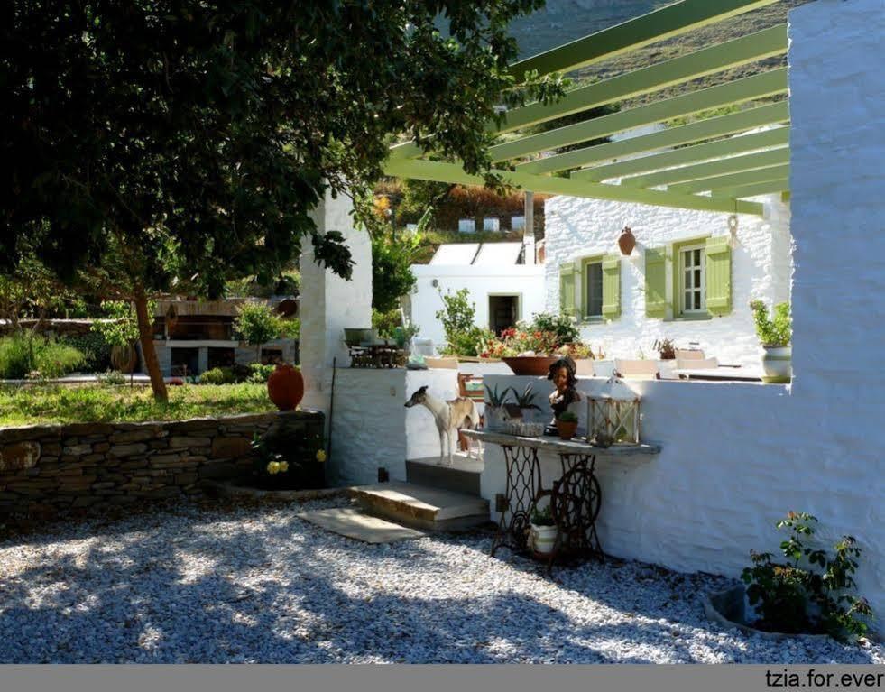 La Maison Vert Amande Spathi  Bagian luar foto